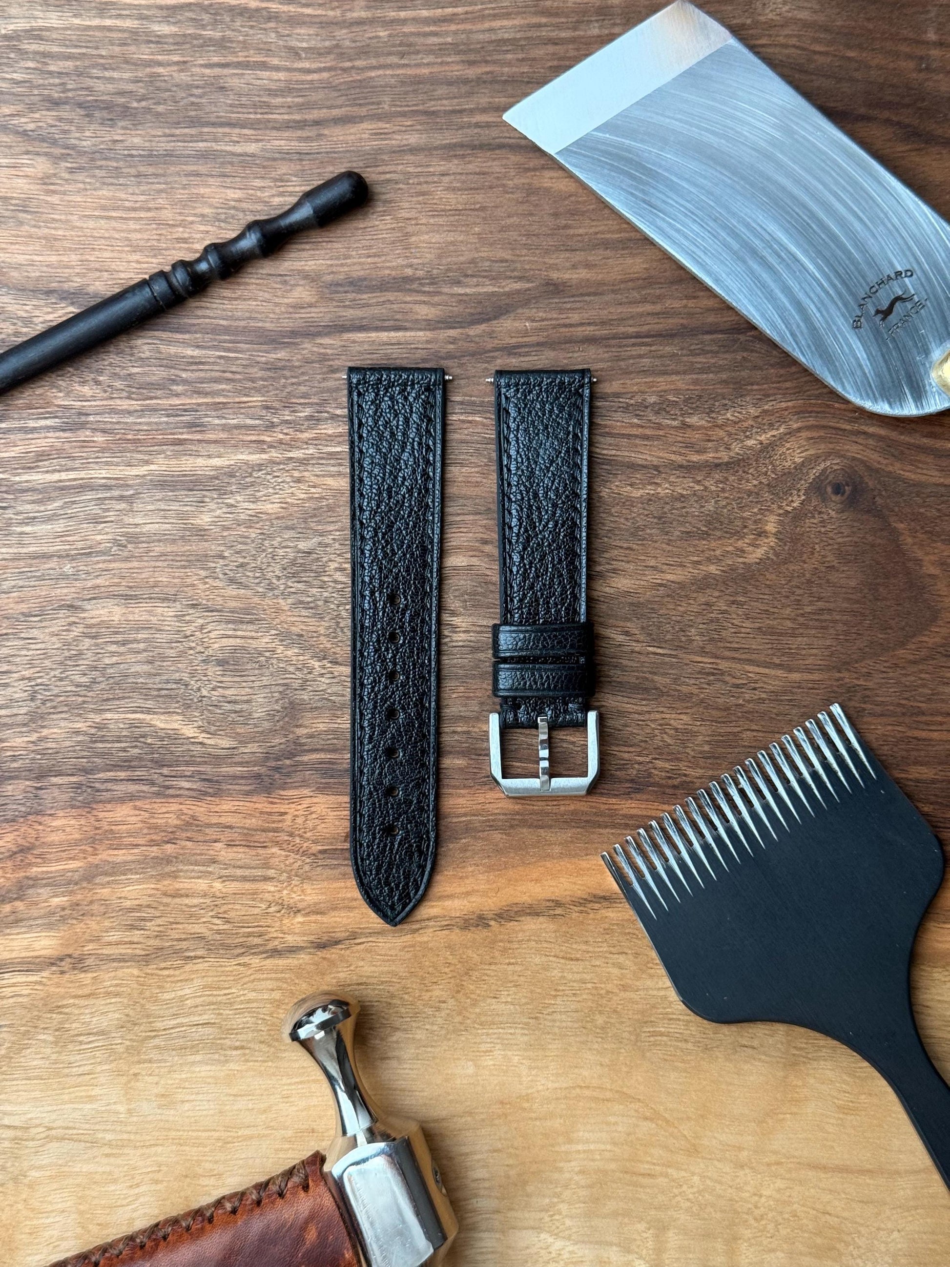 Maßgefertigtes, handgefertigtes Uhrenarmband aus Chévre-Sully-Leder