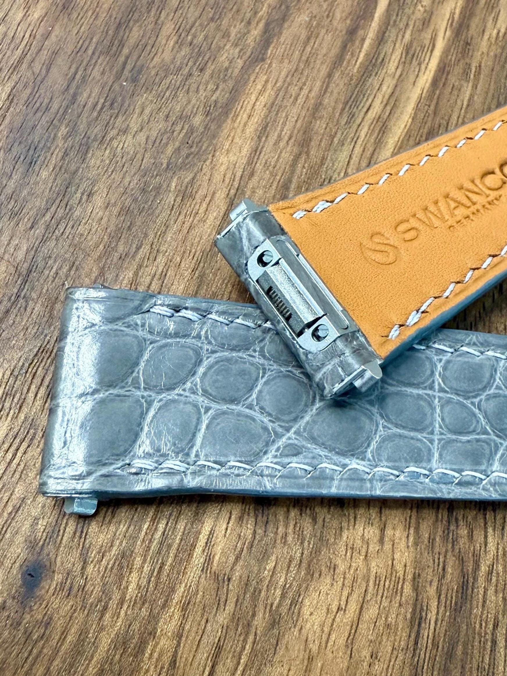 Cartier Santos Lederarmband WSSA (mittel und groß) – Schnellverschluss-kompatibles glänzendes Alligatorleder