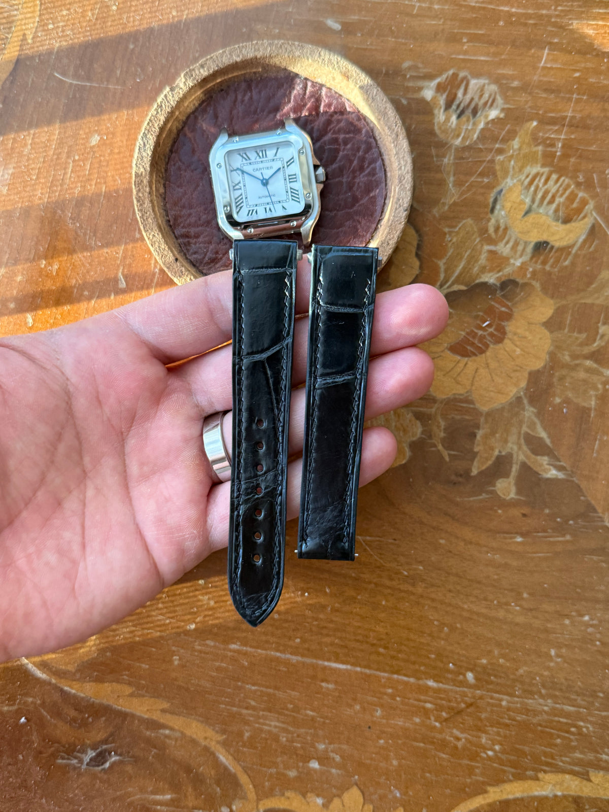 Cartier Santos Lederarmband WSSA (Medium & Large) – großgenarbtes Alligatorleder, kompatibel mit Schnellwechselsystem