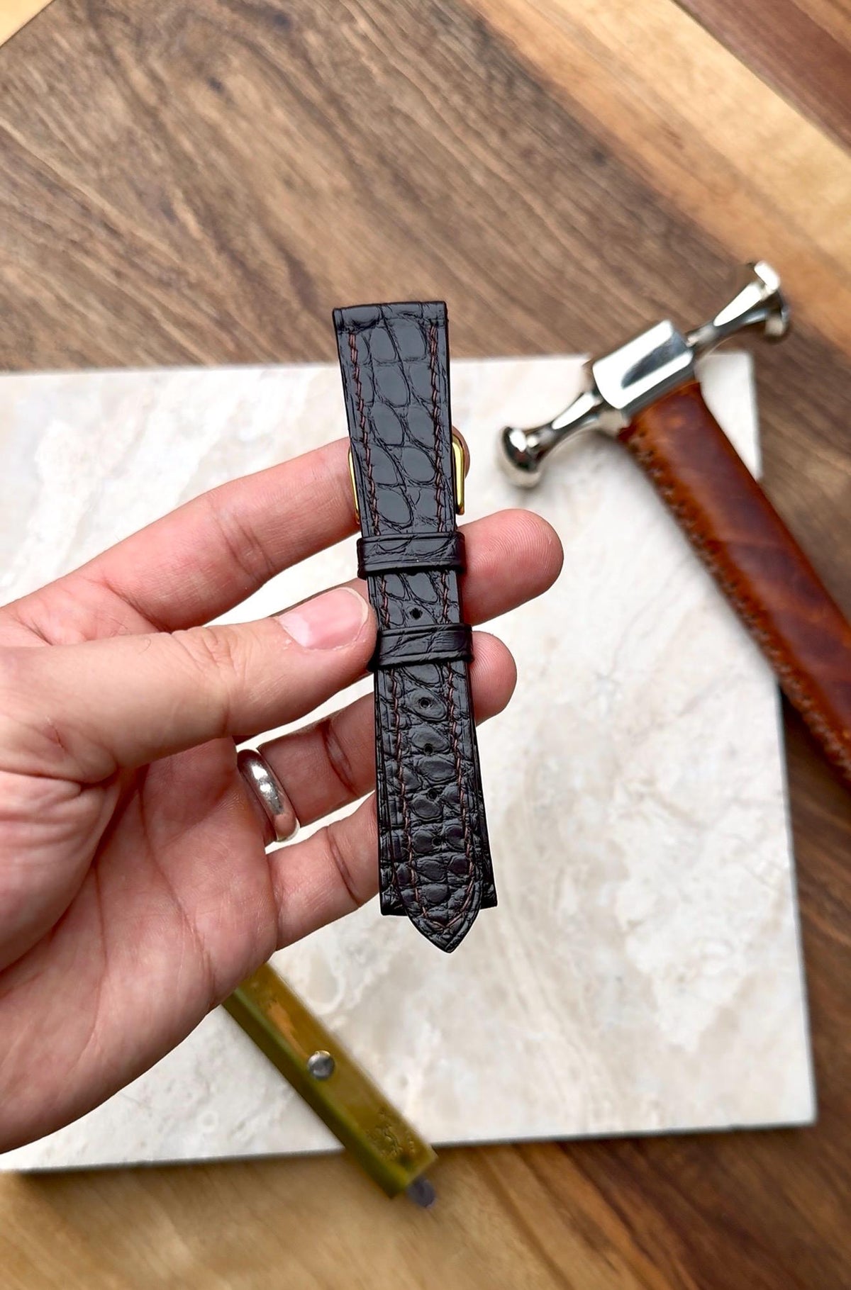 Mattes Alligator-Lederarmband für Cartier Tank – handgefertigt nach Maß