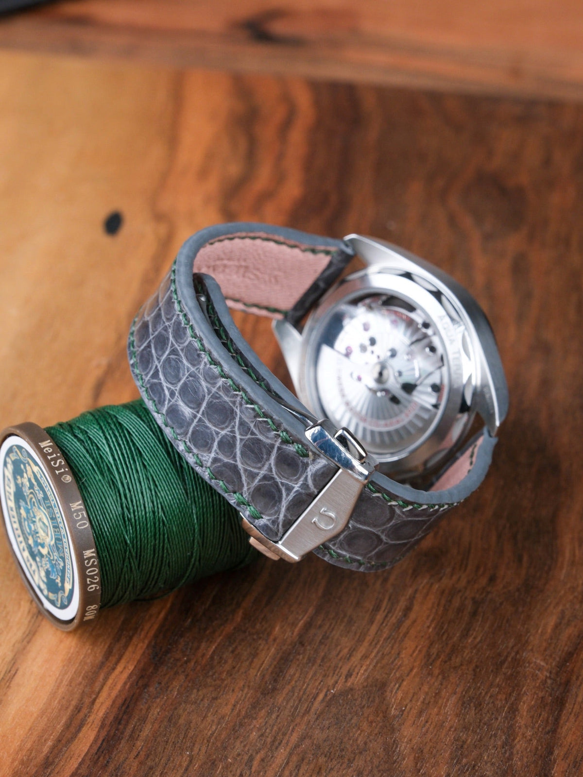 Shiny alligator leather strap – handmade by Atelier Taha