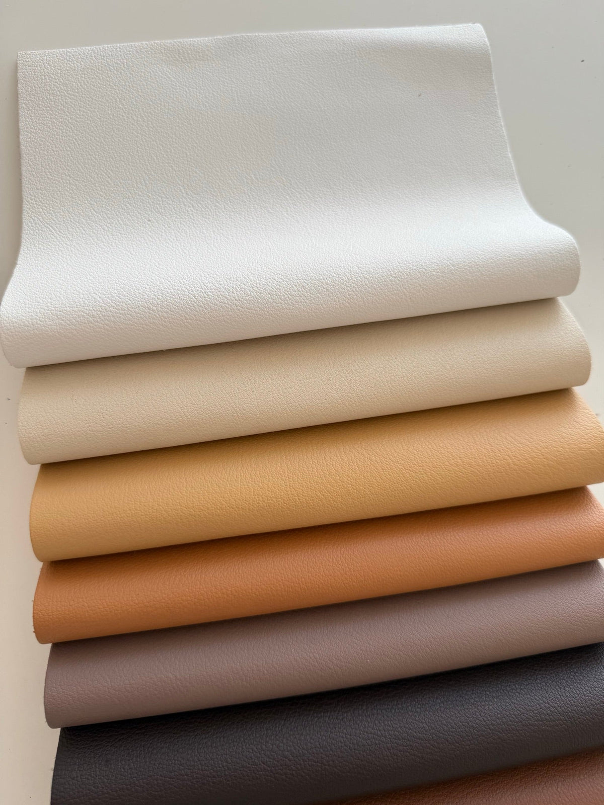 Sweet calf leather strap – handmade by Atelier Taha