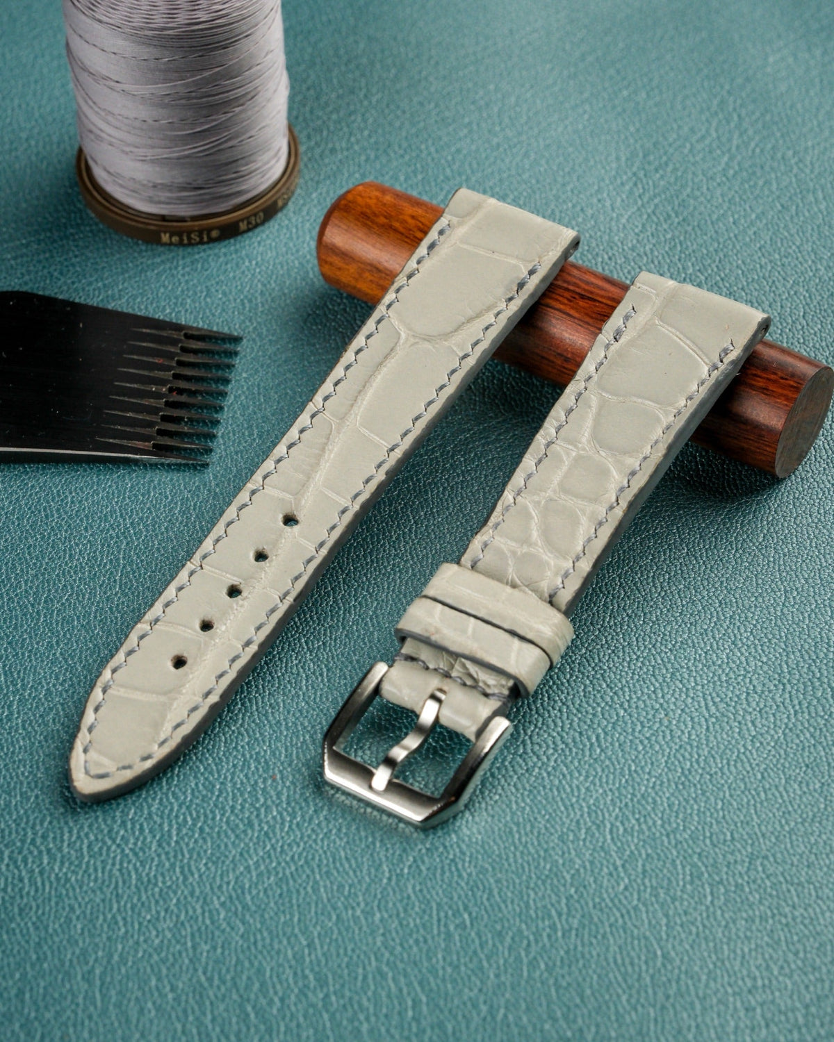 Matte alligator leather strap – handmade by Atelier Taha