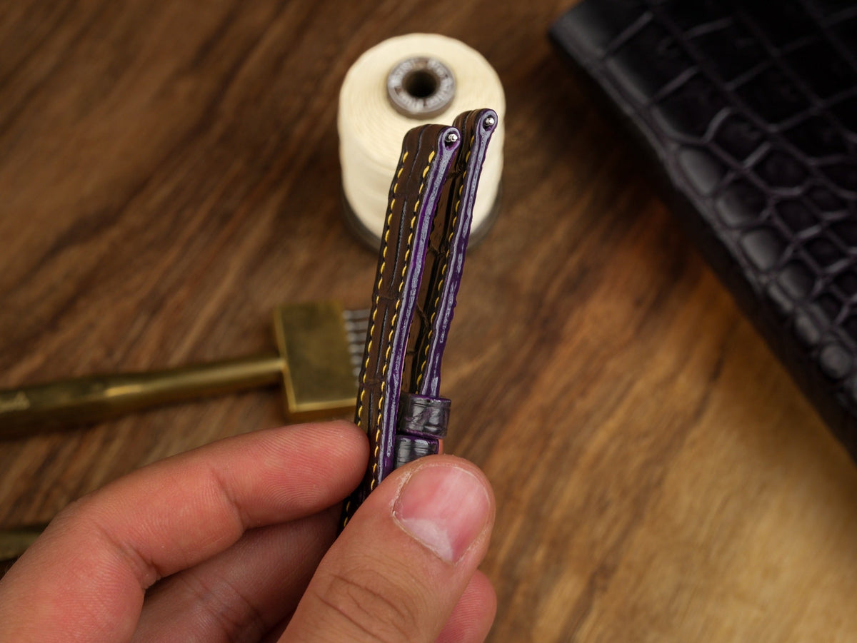 Large grain alligator leather strap – handmade by Atelier Taha