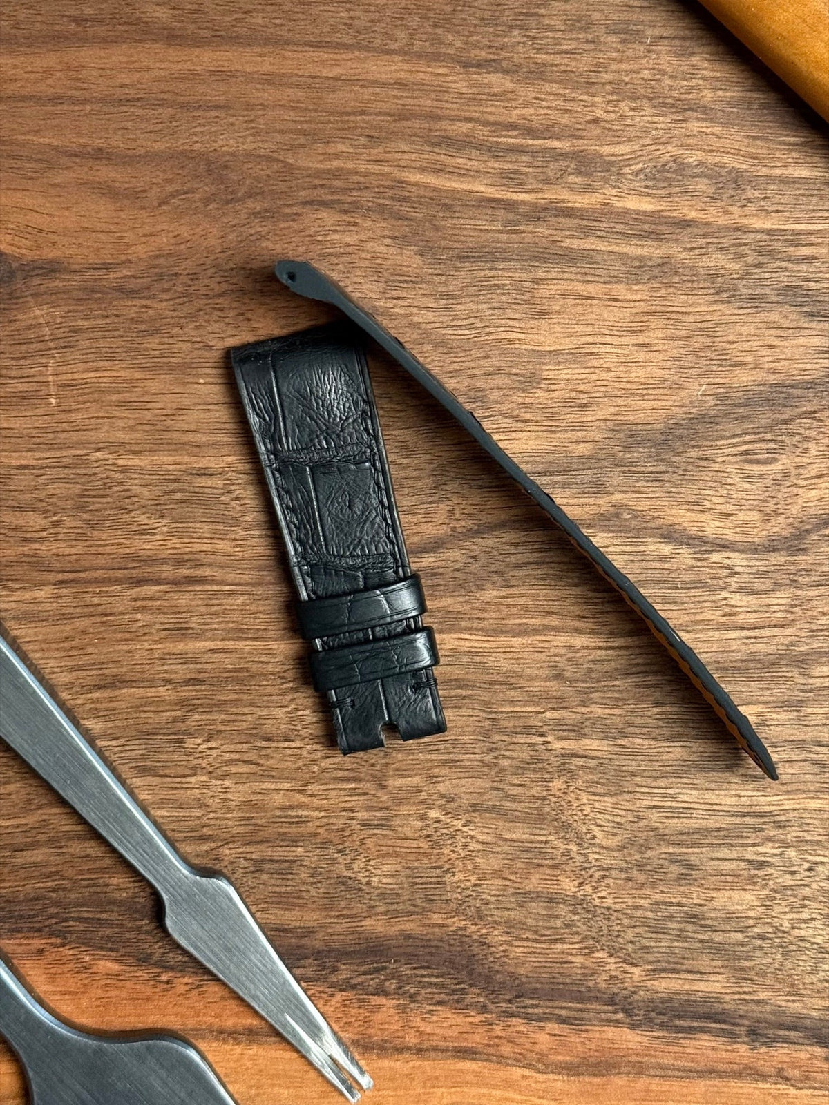 Large grain alligator leather strap for Audemars Piguet Code 11.59 – handmade by Atelier Taha