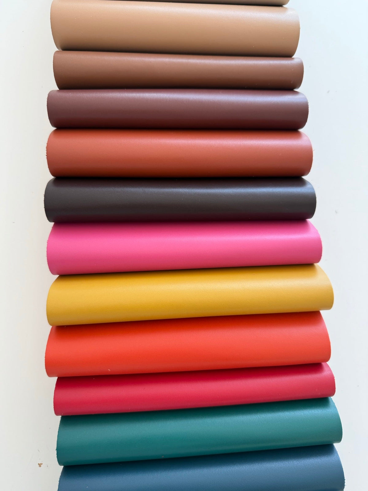 Satinlys calf leather strap – handmade by Atelier Taha
