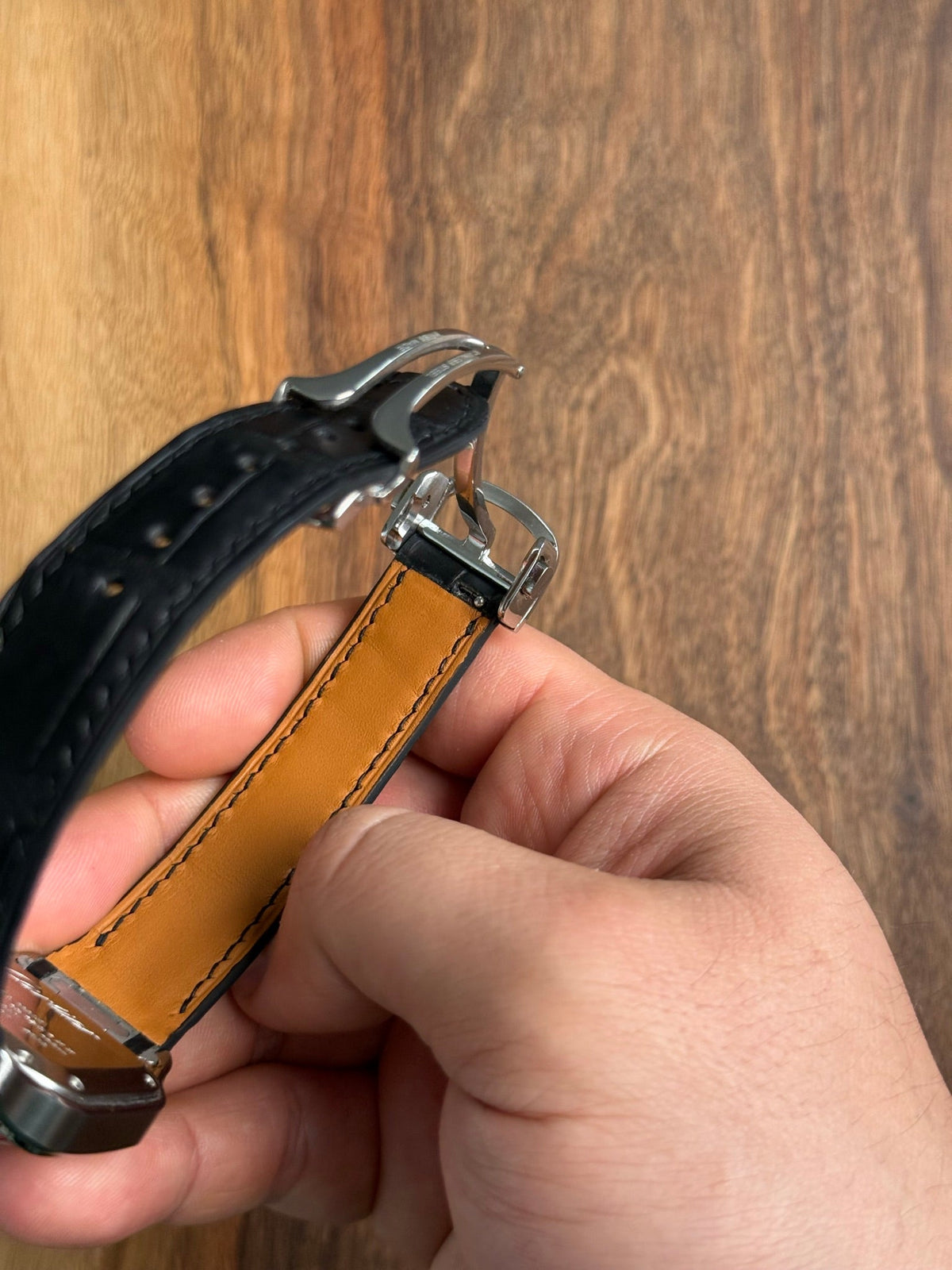 Large grain alligator leather strap – handmade by Atelier Taha